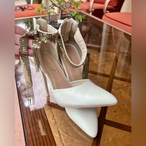 Shoedazzle AYESHA Ankle Strap Chain Stiletto Closed Toe Pump - Picture 9 of 13